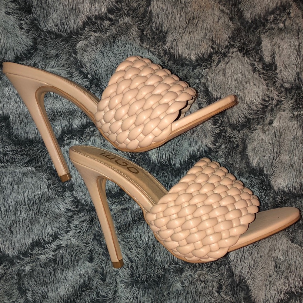 Nude heels - Picture 1 of 5